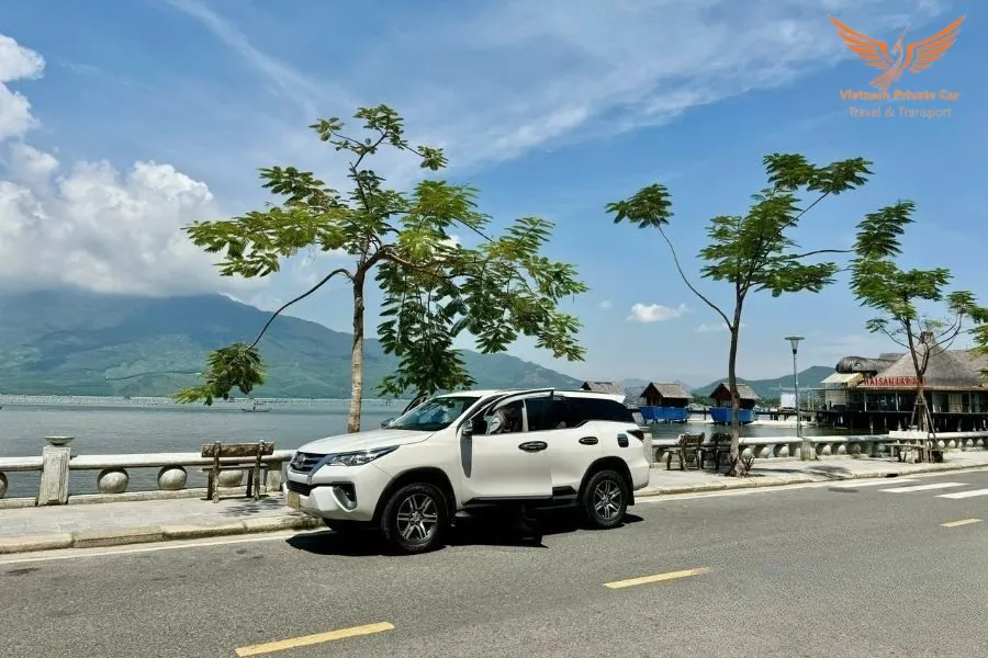 Da Nang To Lao Bao Border By Private Car - Vietnam Private Car (2) Da Nang To Lao Bao Border By Private Car - Vietnam Private Car