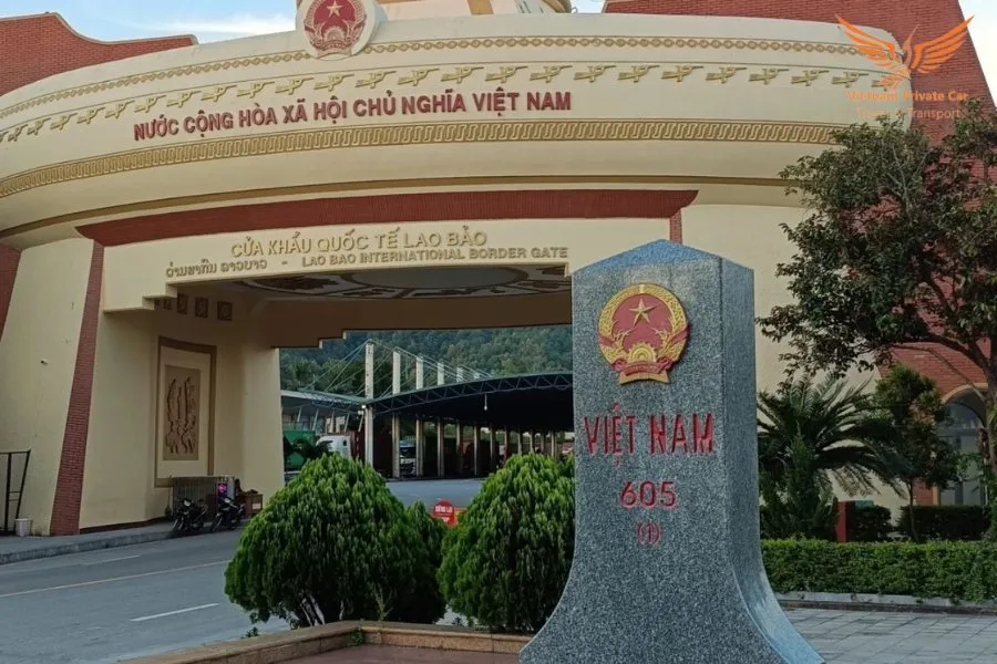 Da Nang To Lao Bao Border By Private Car - Vietnam Private Car (4) Da Nang To Lao Bao Border Private Car - Vietnam Private Car