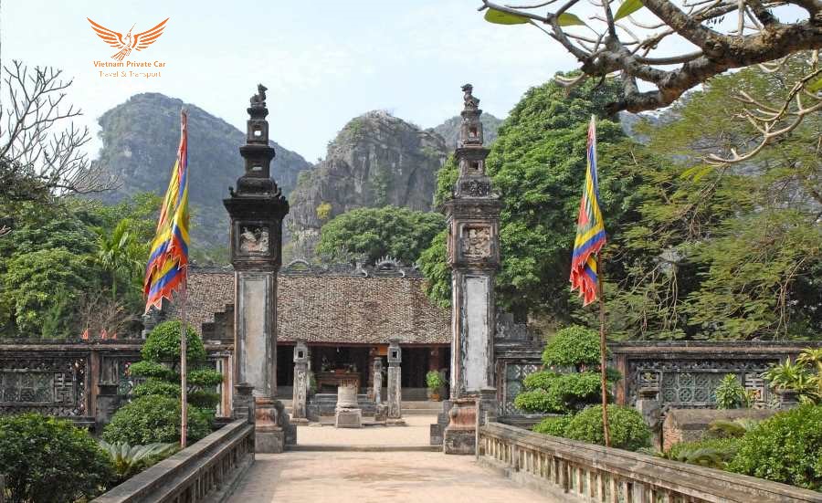 Phong-Nha-To-Ninh-Binh-By-Private-Car-Vietnam-Private-Car-Travel (3) Phong Nha to Ninh Binh by private car- Vietnam Private Car Travel