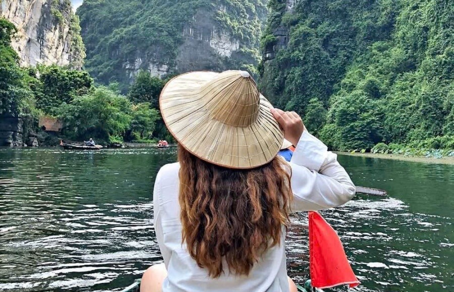 Cao-Bang-To-Ninh-Binh-By-Private-Car-Vietnam-Private-Car-Travel (4) Cao Bang to Ninh Binh by private car- Vietnam Private Car Travel